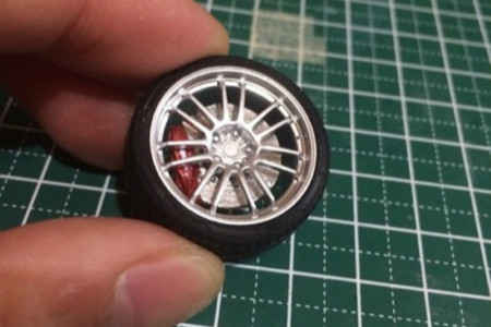 ホイールにブレーキパーツを接着